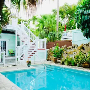 The Casablanca 3* Key West