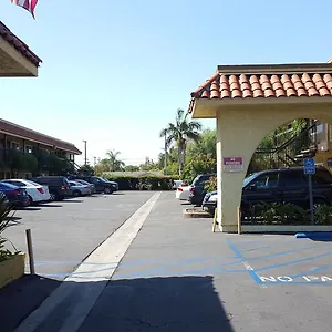 Astoria & 2*, Anaheim Stati Uniti
